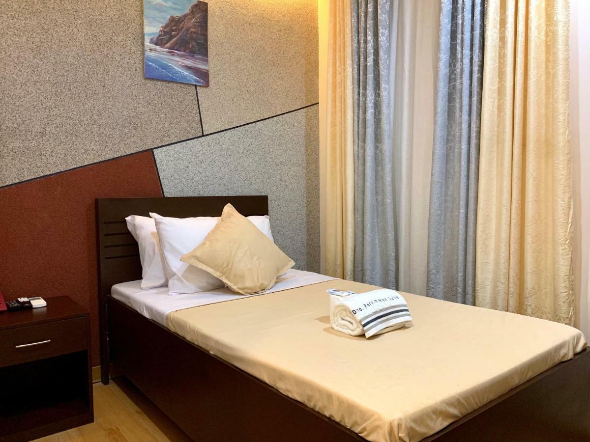 Davao Persimmon Suites Eksteriør bilde