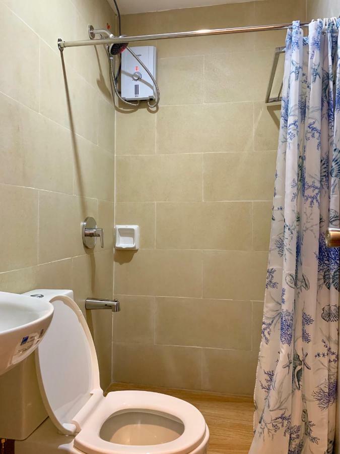 Davao Persimmon Suites Eksteriør bilde